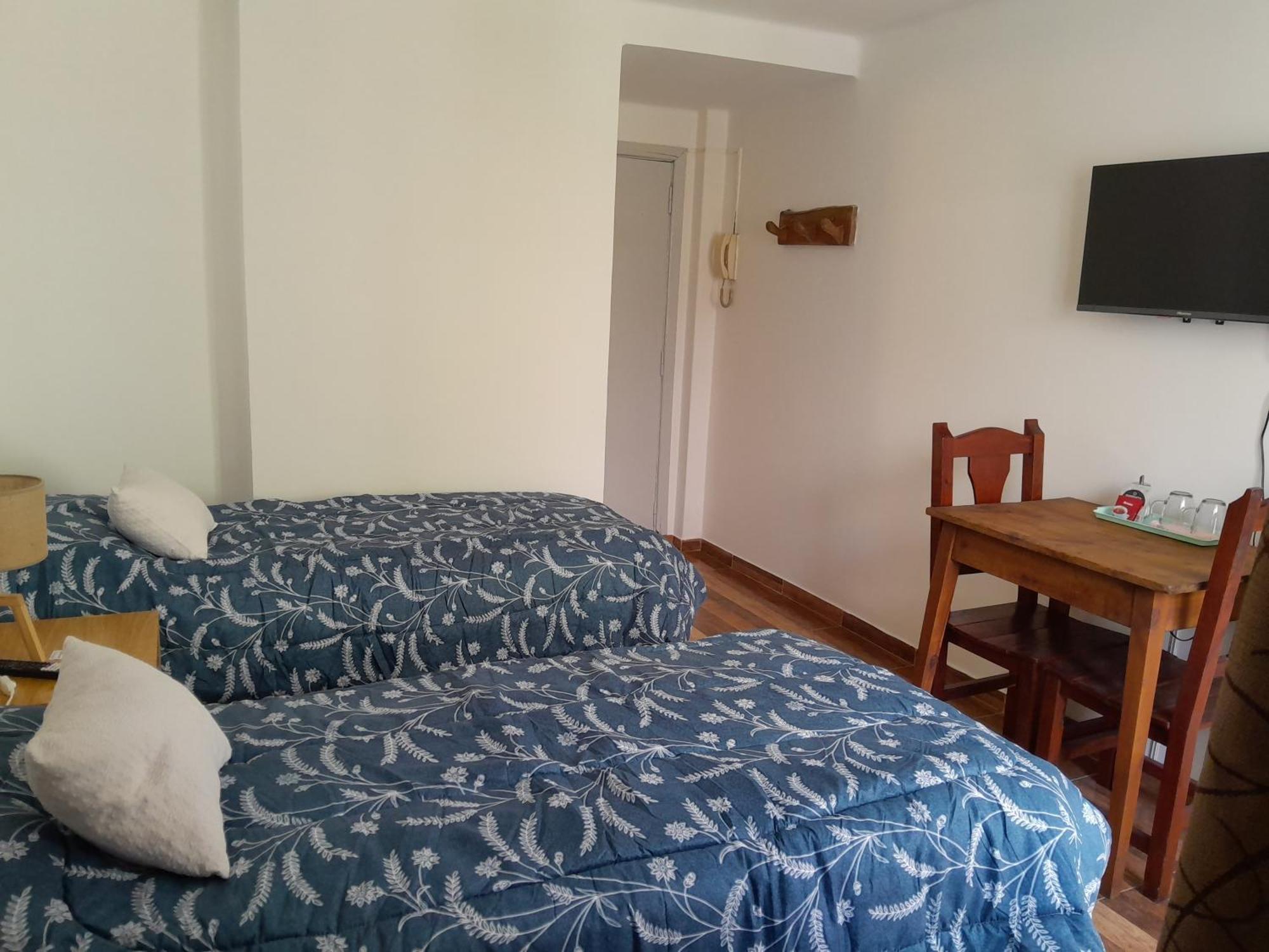 Astoria Patagonia Habitaciones Privadas San Carlos de Bariloche Bagian luar foto
